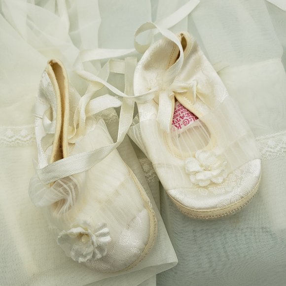 Vintage Baptism Dress by Carol Joy Creation - Picture 4 of 16